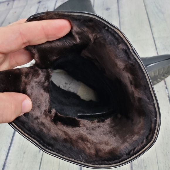 PERTTI PALMROTH | pull-on faux fur lined patent mid calf boots - Picture 10 of 11